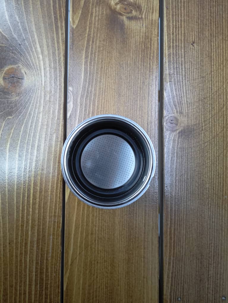 1 عدد بسکت دوبل و تک